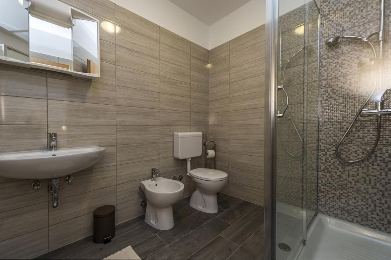 Spacious Four-Bedroom Villa Marija Klostar ภายนอก รูปภาพ